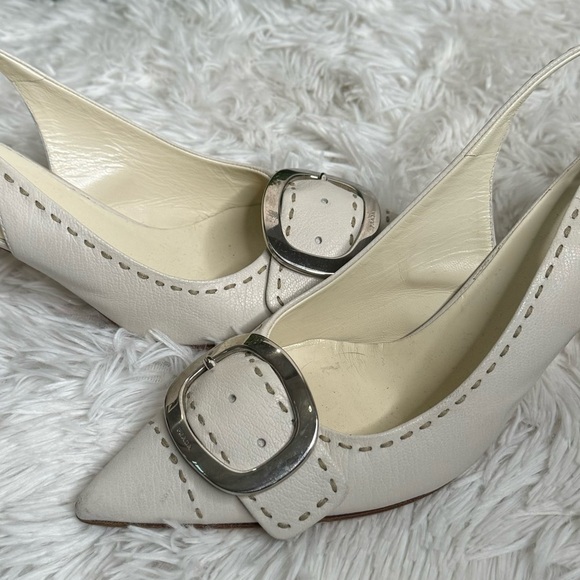 Prada - Picture 7 of 8